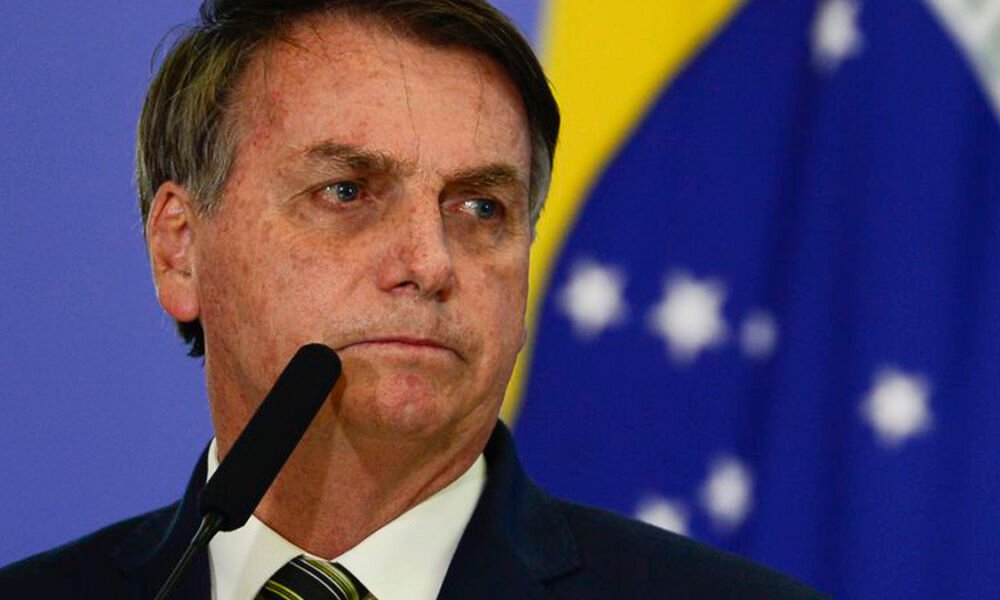 Segundo pesquisa realizada pela Atlas Político, o presidente Jair Bolsonaro tem 62% de rejeição e perderia para seus principais adversários