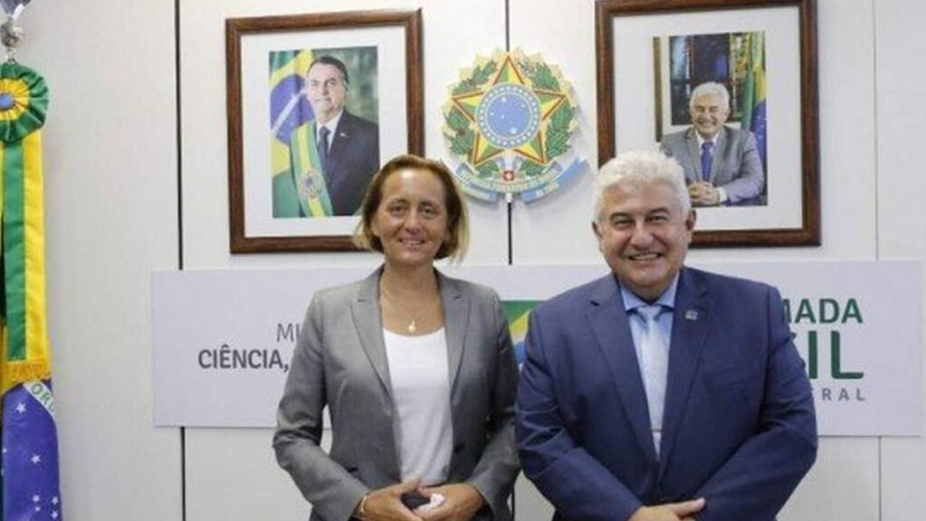 O Ministério da Ciência e Tecnologia apagou fotos de um encontro entre o ministro Marcos Pontes e a deputada alemã de extrema direita Beatrix von Storch.