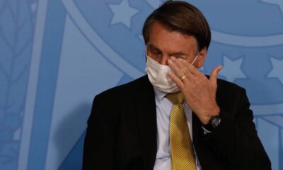 O presidente Jair Bolsonaro deu entrada no hospital de Brasília. Ainda não há informações sobre o estado de saúde do presidente da República. 