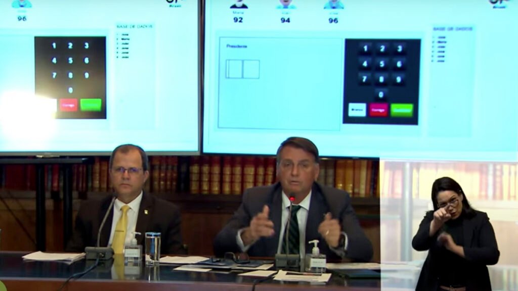 Além do forte posicionamento do Supremo Tribunal Federal (STF) na mensagem lida pelo ministro Luiz Fux, empresários que assinaram o manifesto