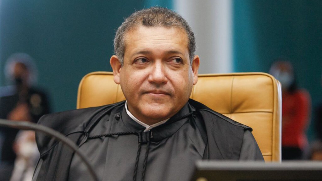 a vaga de ministro efetivo do Tribunal Superior Eleitoral (TSE), aberta em decorrência da aposentadoria do ministro Ricardo Lewandowski.