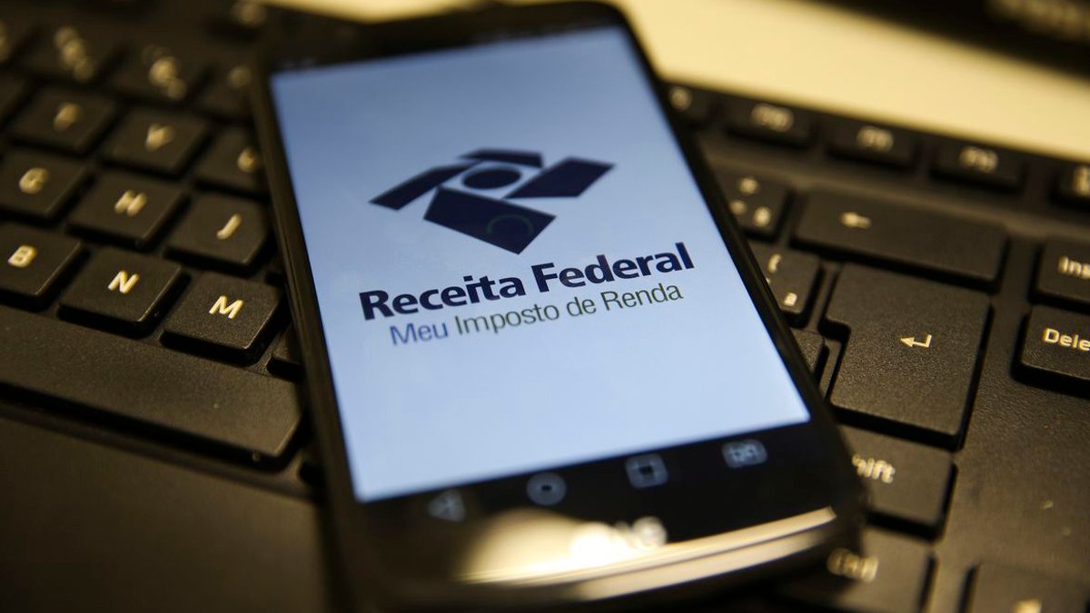 A Receita Federal vai pagar nesta quinta-feira (29) o lote residual de restituição do Imposto de Renda de Pessoa Física (IRPF) referente ao m
