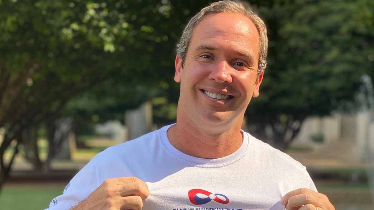 O comentarista esportivo da Rede Globo Caio Ribeiro divulgou nesta sexta-feira (3), no seu perfil do Instagram, um vídeo para revelar que está em tratamento