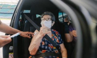 Salvador registra, nesta sexta-feira (24), 1,1 milhão de pessoas imunizadas com as duas doses ou a dose única da vacina contra a Covid-19, e