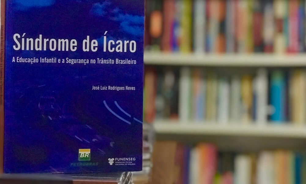 custou-lhe a vida. É com base neste mito que José Luiz Rodrigues Neves, Técnico em Segurança do Trabalho da Petrobras, lançou Síndrome de Ícaro