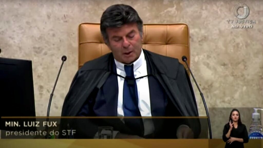 Antes de abrir a sessão de julgamentos desta quarta-feira, 8, no Supremo Tribunal Federal (STF), o presidente da Corte, ministro Luiz Fux,