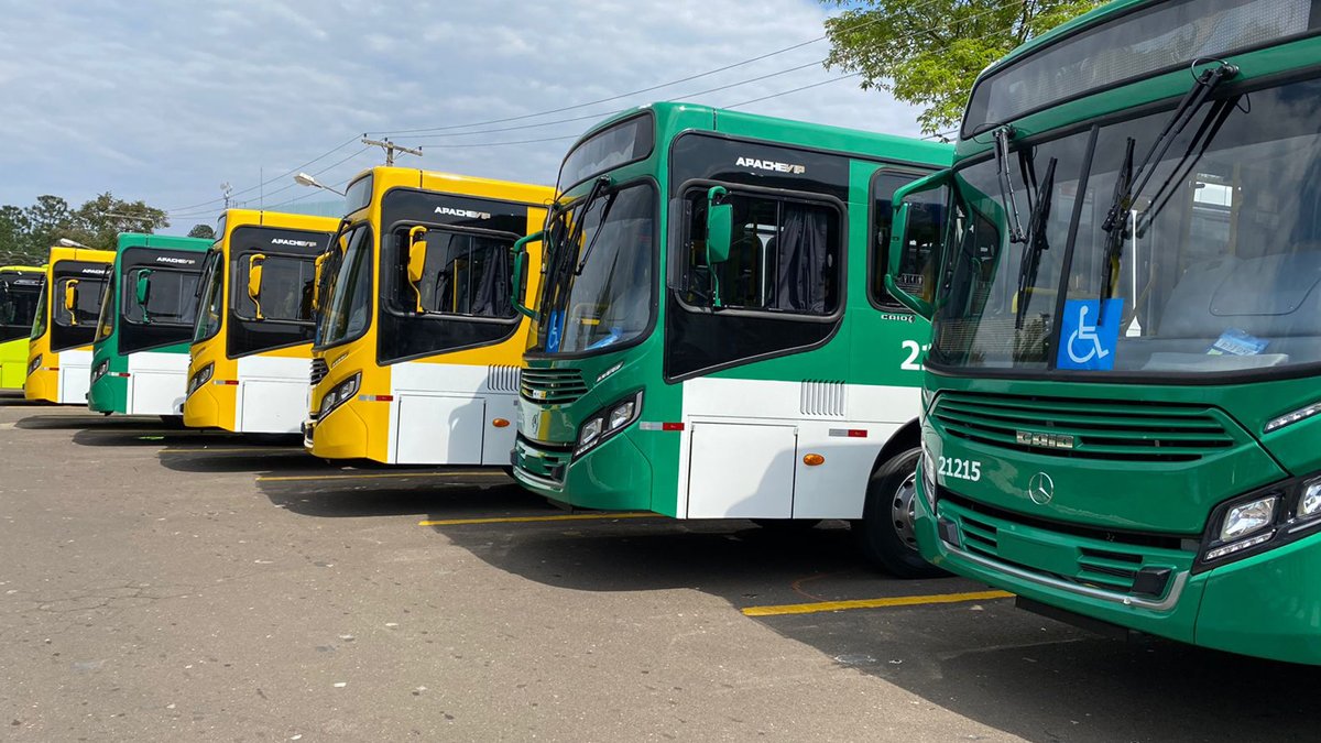 Salvador poderá contar em breve com 169 novos ônibus, todos com ar condicionado. O anúncio foi feito nesta sexta-feira (10) pelo prefeito Bruno Reis, que está em São Paulo acompanhado do secretário de Mobilidade (Semob),