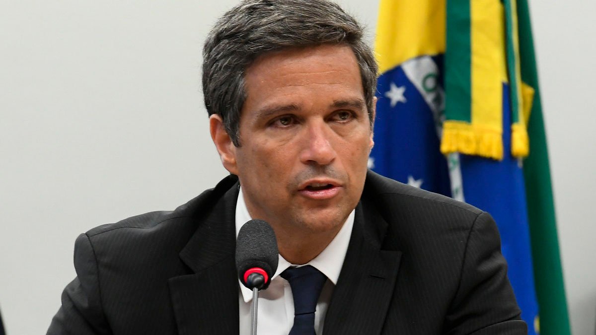 André Esteves, dono do BTG Pactual, durante uma conferência com investidores, afirmou que o presidente do Banco Central, Roberto Campos Neto