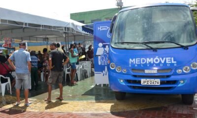 O serviço itinerante de imunização, o Vacina em Movimento, desembarca na Praça da Revolução, no bairro de Periperi. Esta será a segunda