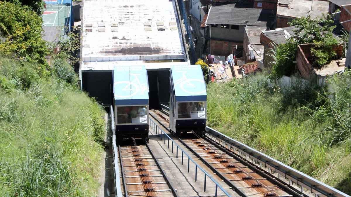 Prevista para ocorrer nesta quarta-feira (6), a reabertura ao público do Plano Inclinado Liberdade-Calçada precisou ser adiada para a próxima