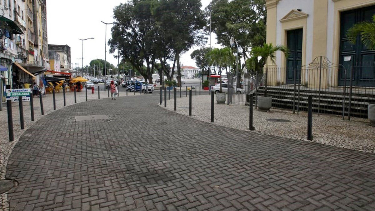 O Centro Antigo da capital baiana está recebendo obras de pavimentação de vias e requalificação de calçadas, com melhorias na acessibilidade