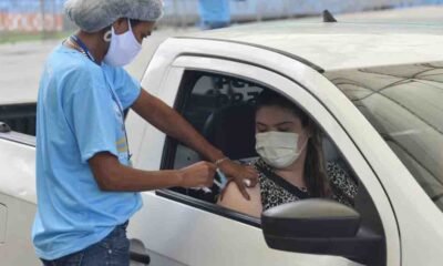A Prefeitura de Salvador aplica a 1ª, 2ª e 3ª doses da vacina contra a Covid-19 nesta quarta-feira (24), das 8h às 16h. Todos deverão estar com os