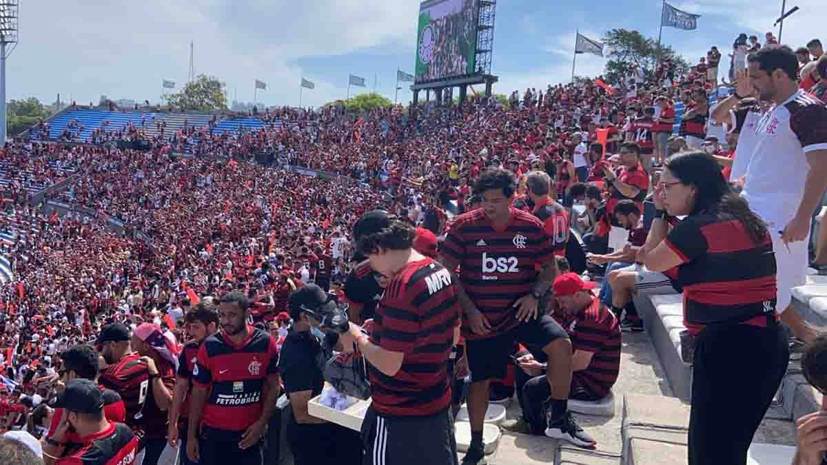 todas as entradas para a grande final da Libertadores diante do Palmeiras, às 17h, deste sábado (27), no Estádio Centenário, em Montevidéu, Uruguai.