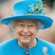 Pelo segundo ano consecutivo, a rainha Elizabeth II, 95, vai comemorar o Natal no Castelo de Windsor, quebrando a tradição de passar as festividades