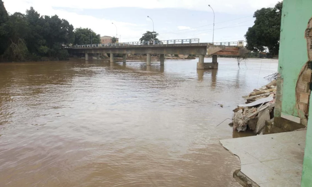 de calamidade pública nos municípios do extremo sul está sendo disponibilizada pela Agência de Fomento do Estado da Bahia (Desenbahia).