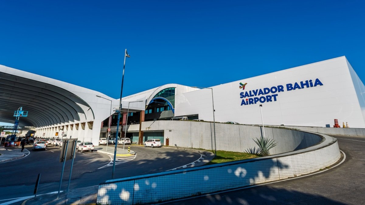 para a detecção da Covid-19, bem como implantará uma sala de vacinação a fim de imunizar baianos e turistas que circulam o aeroporto da