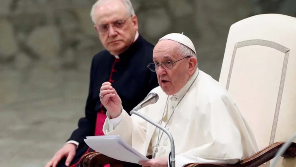 O Papa Francisco mostrou nesta segunda-feira (9) preocupação com os ataques golpistas contra o Palácio do Planalto, o Congresso Nacional e o S