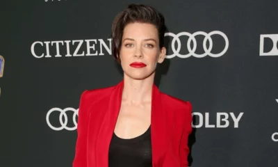 A atriz Evangeline Lilly (Lost), intérprete de Hope Pym em Homem-Formiga (2015) publicou um post no qual mostra que participou de um protesto antivacina em Washington, D.C., nos Estados Unidos, no último domingo (23). Na legenda da publicação, a atriz defendeu a causa.