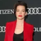 A atriz Evangeline Lilly (Lost), intérprete de Hope Pym em Homem-Formiga (2015) publicou um post no qual mostra que participou de um protesto antivacina em Washington, D.C., nos Estados Unidos, no último domingo (23). Na legenda da publicação, a atriz defendeu a causa.