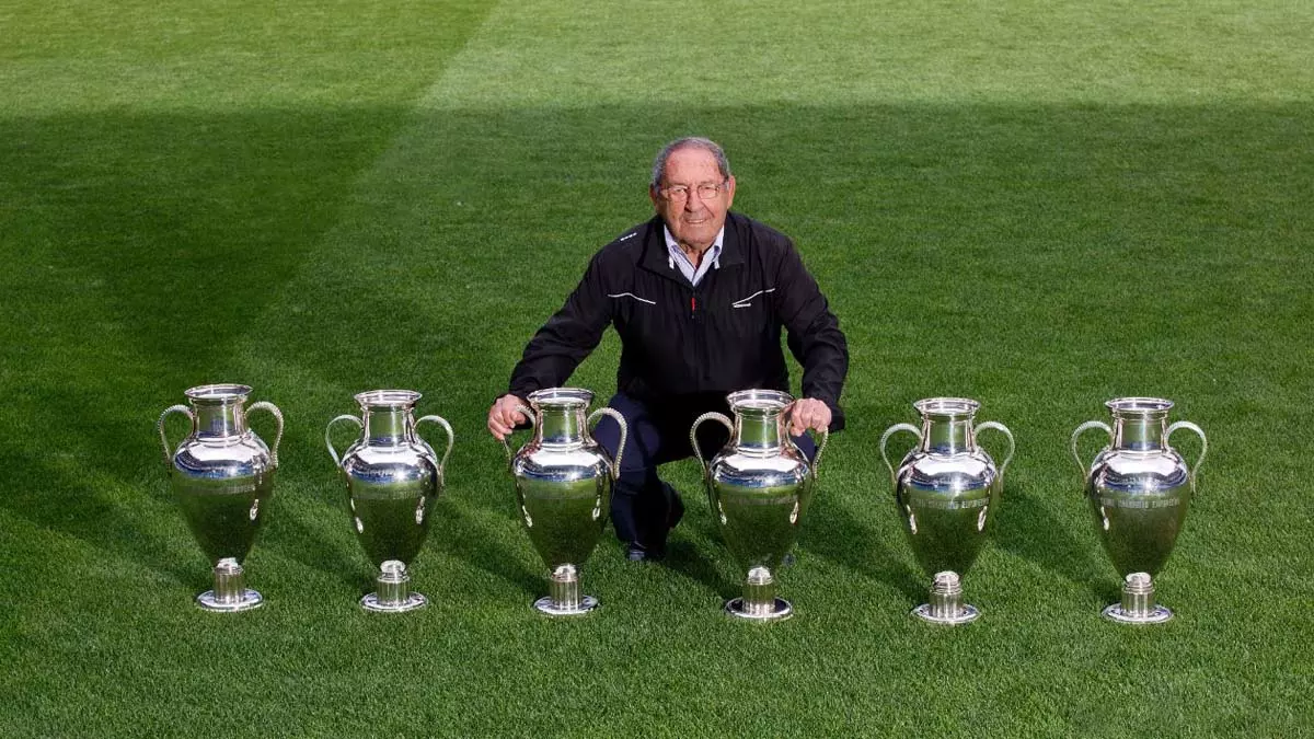 Francisco Gento, lenda do Real Madrid e o único jogador da história a vencer seis Copas Europeias e 12 vezes campeão espanhol, morreu nesta