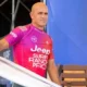 Depois do caso envolvendo o tenista Novak Djokovic, o surfista Kelly Slater poderá não entrar na Austrália para competir no Circuito Mundial da Austrália caso não se vacine contra o covid-19.