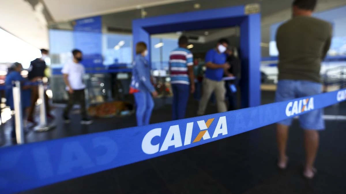 Trabalhadores da iniciativa privada nascidos em janeiro com direito ao PIS podem sacar a partir desta terça-feira (8), o abono salarial nas agências da Caixa Econômica Federal.