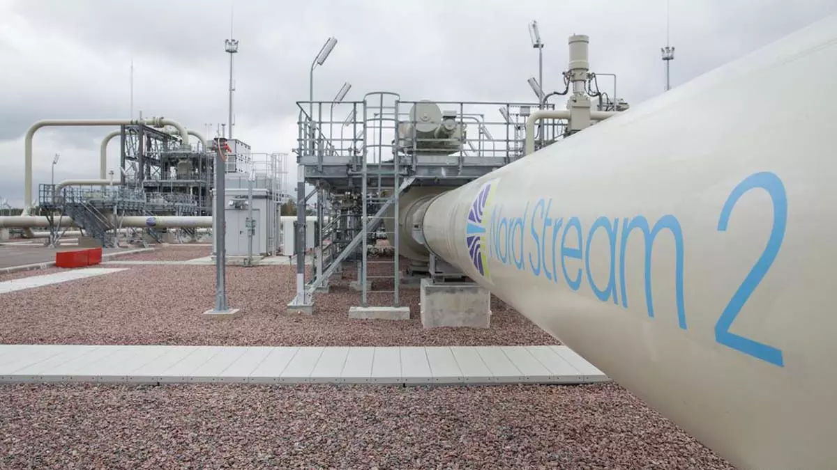 A Alemanha interrompeu o processo de certificação do controverso gasoduto Nord Stream 2 em reação ao reconhecimento da Rússia das