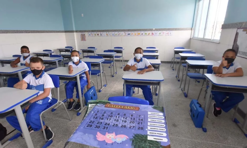 Diante da não adoção do ponto facultativo devido à suspensão do Carnaval em Salvador, a Prefeitura manterá o funcionamento normal das