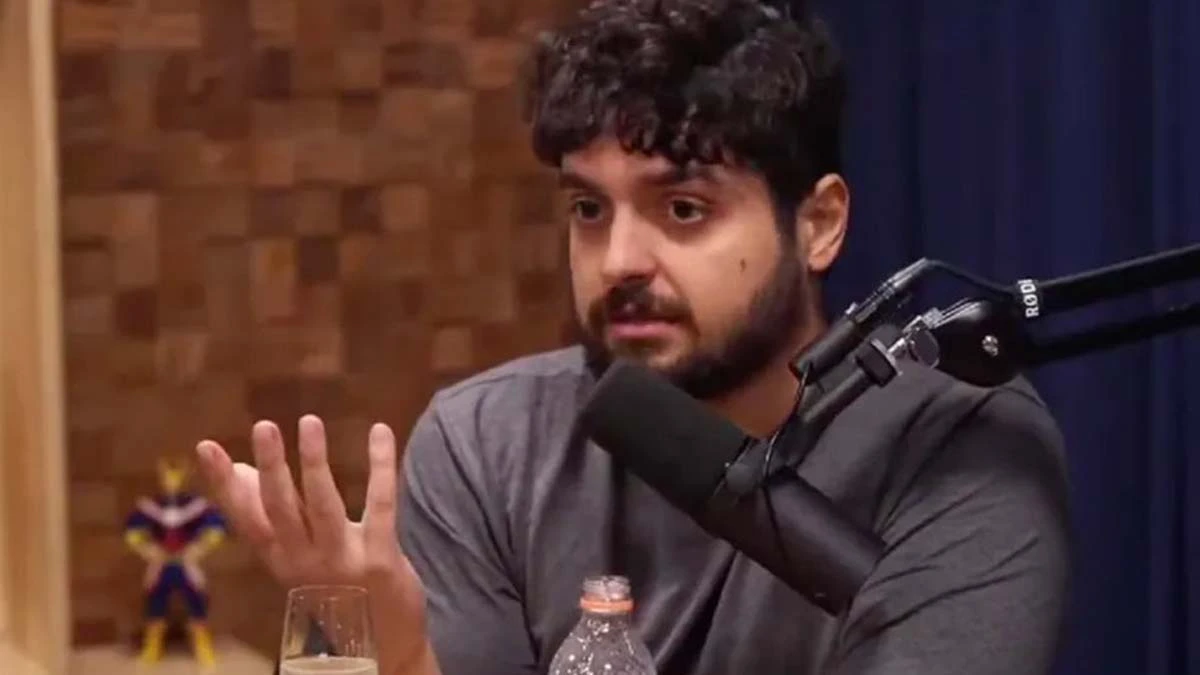 Monark, apresentador do Flow Podcast, está sendo criticado após defender, na segunda-feira (8), a existência de um partido nazista no Brasil, que fosse reconhecido legalmente no país. Após a repercussão, organizações judaicas também se posicionaram contra a fala de Monark.