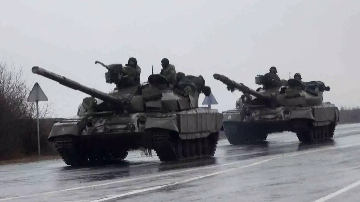 que os Estados Unidos enxergam pela invasão da Rússia na Ucrânia, essa peleja entre EUA e Rússia, são duas potências mundiais “dois lados de uma
