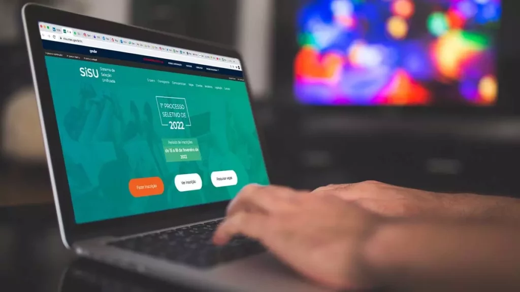 interdisciplinar em ciência e tecnologia e engenharia civil são os dez cursos com maior oferta de vagas no Sistema de Seleção Unificada (Sisu),