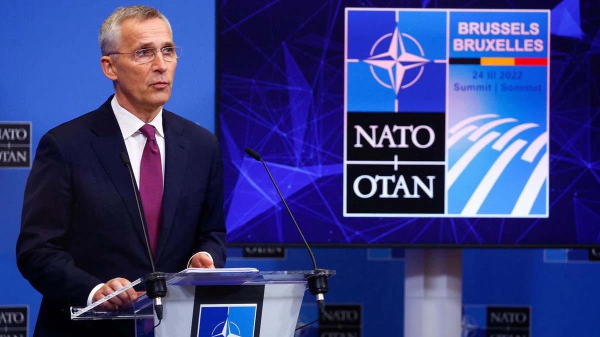 O secretário-geral da Organização do Tratado do Atlântico Norte (Otan), Jens Stoltenberg, admite o reforço do apoio militar à Ucrânia, incluindo equipamento contra armas químicas e biológicas.