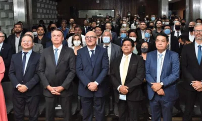 Os pastores evangélicos Arilton Moura e Gilmar Santos visitaram o Ministério da Educação (MEC) e o Fundo Nacional de Desenvolvimento da Educação (FNDE) 127 vezes durante o governo de Jair Bolsonaro (PL). As informações são da Folha de São Paulo, por meio da Lei de Acesso à Informação (LAI).