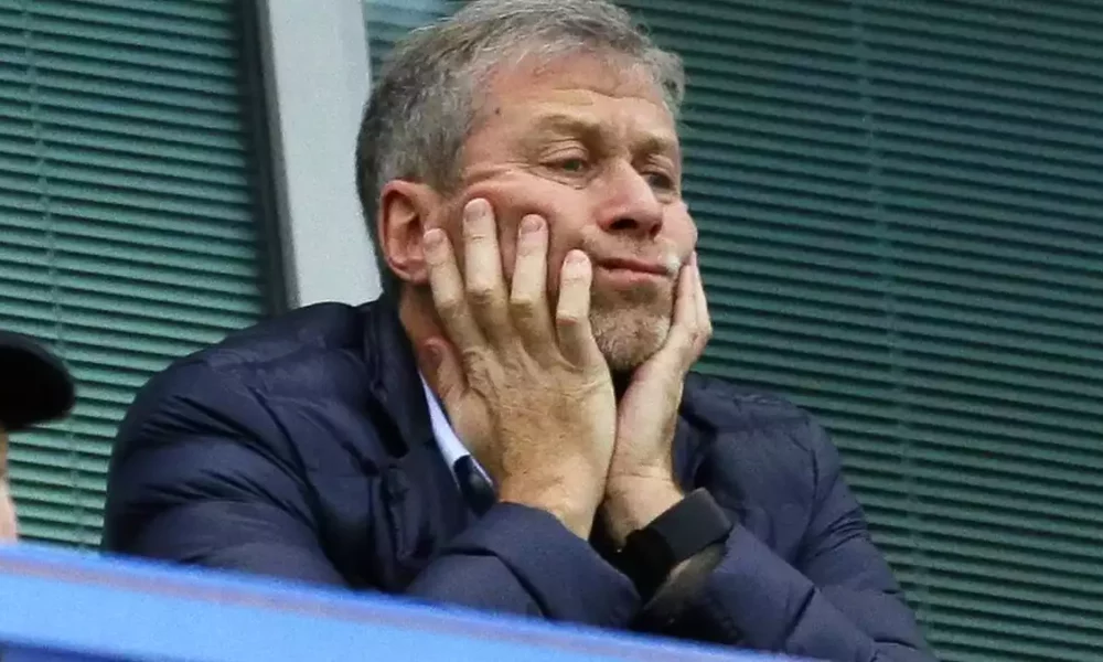 O bilionário Roman Abramovich e um negociador de paz ucraniano apresentaram sintomas consistentes com envenenamento no início
