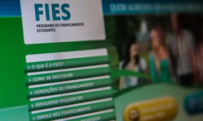 As inscrições para o Fundo de Financiamento Estudantil (Fies) do primeiro semestre de 2022 começaram na ontem (8) e seguem até sexta-feira (11). A inscrição pode ser feita no Portal Único de Acesso ao Ensino Superior. O resultado dos pré-selecionados será divulgado no dia 15 de março.