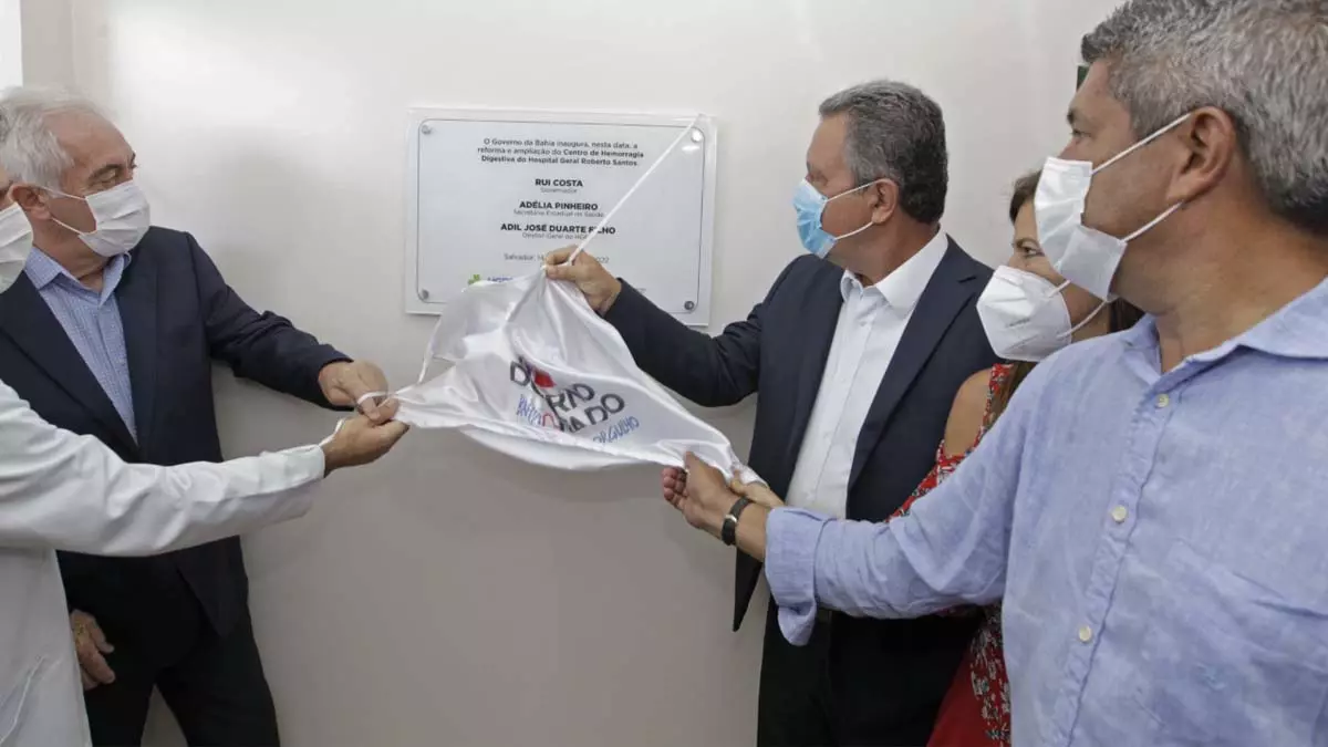 Na manhã desta segunda-feira (14), em Salvador, o governador Rui Costa inaugurou o novo Centro de Hemorragia Digestiva (CHD), do Hospital Geral