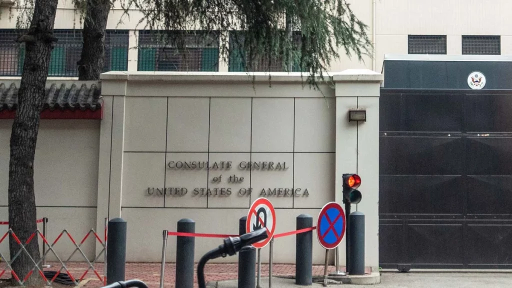 O Departamento de Estado dos Estados Unidos (EUA) ordenou nesta segunda-feira (11) que funcionários do governo americano não