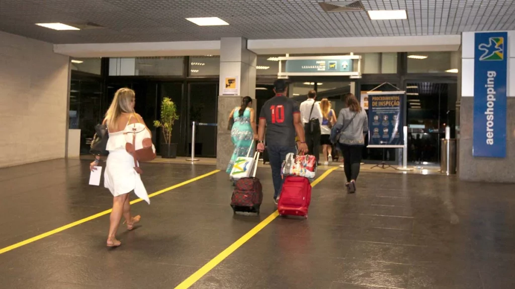 A Câmara dos Deputados aprovou nesta terça-feira (26) a Medida Provisória 1089/21, que reformula a legislação sobre aviação civil.