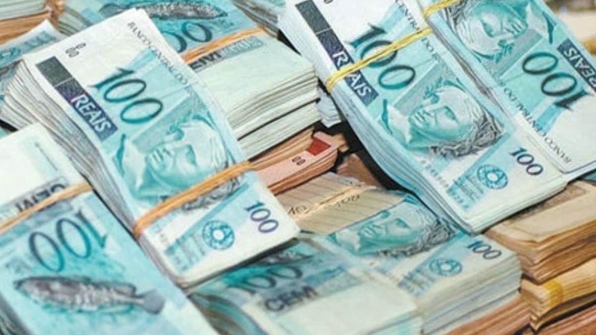 Magnos, acertou as seis dezenas do concurso 2.472, acumulado há três sorteios, e papou sozinho o prêmio máximo da Mega-Sena.