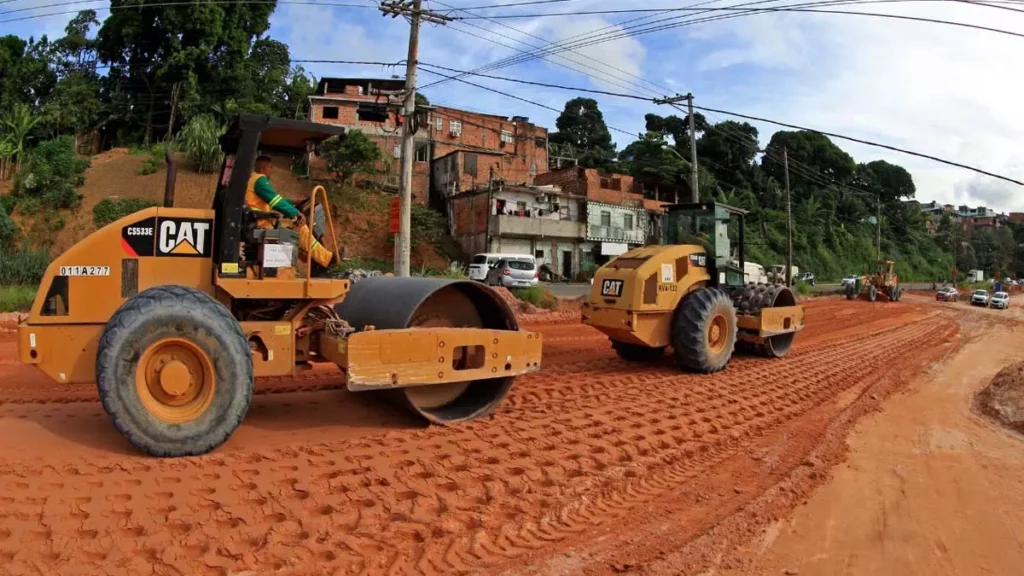 Com 95% das obras executadas, a implantação da Linha Vermelha, mais um grande projeto do Governo do Estado para melhorar a