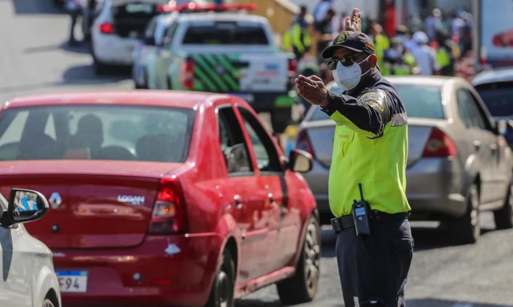 dos festejos da Semana Santa, de segunda-feira (11) a domingo (17), a Superintendência de Trânsito de Salvador (Transalvador)