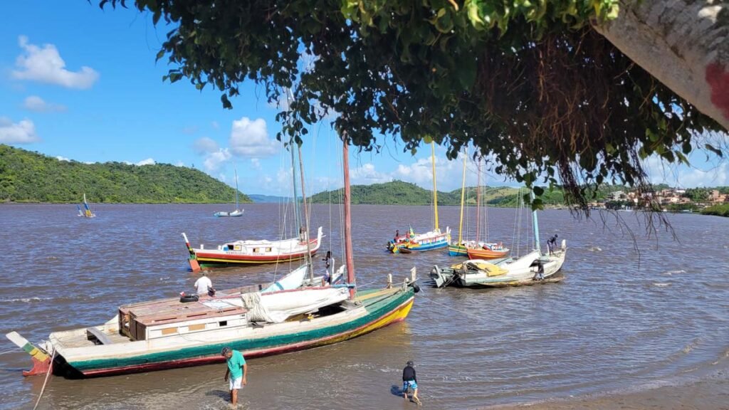 O Festival de Saveiros – I Festa Náutica do Vale do Paraguaçu acontecerá de 27 a 29 de maio, em São Félix – Bahia. Na etapa esportiva