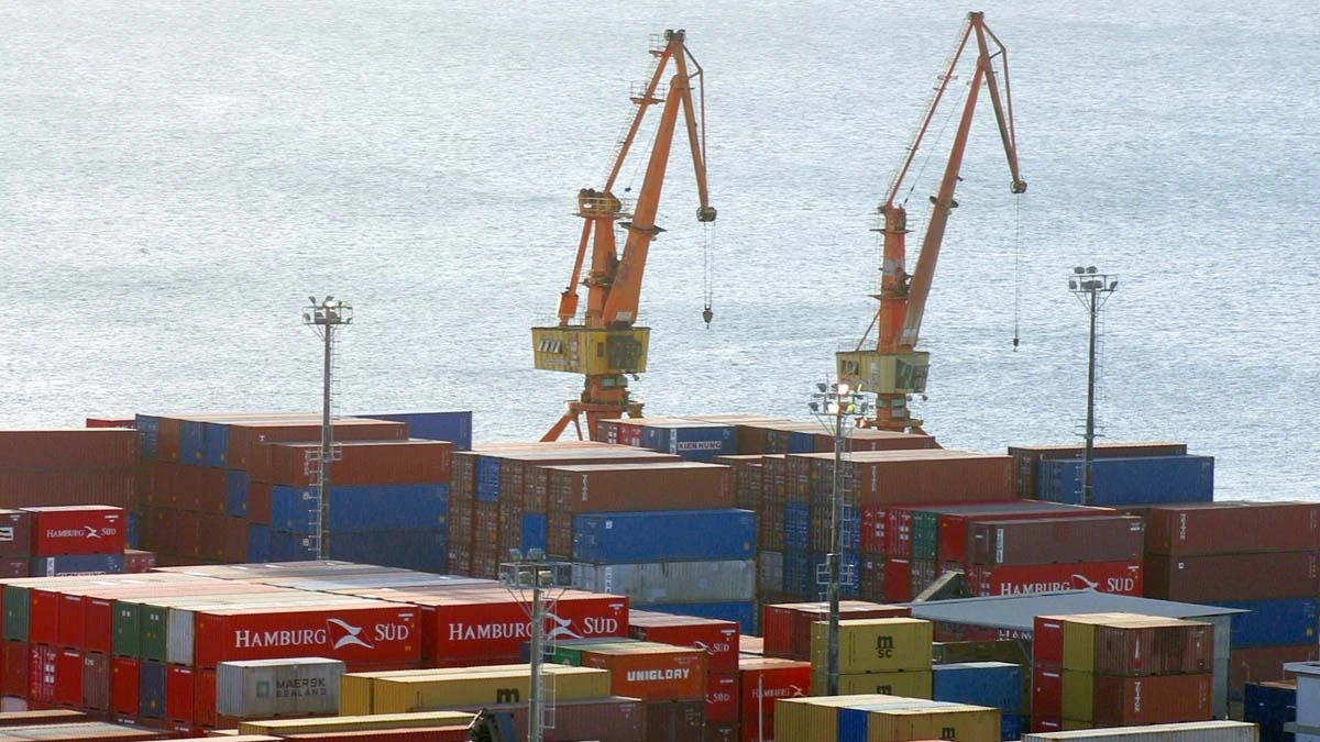 As exportações baianas registraram US$ 974,3 milhões em março. Este é o melhor resultado para o mês da série histórica iniciada em 1998, superando em 37,3% o valor registrado em março de 2021. As informações foram analisadas pela Superintendência de Estudos Econômicos e Sociais da Bahia (SEI), autarquia vinculada à Secretaria de Planejamento (Seplan).