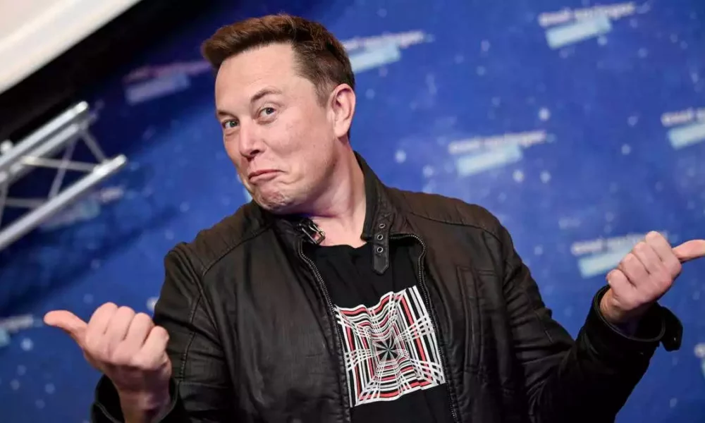 O bilionário Elon Musk abriu uma enquete no Twitter neste domingo (18) perguntando se deveria deixar o cargo de CEO da rede social. Ele prome