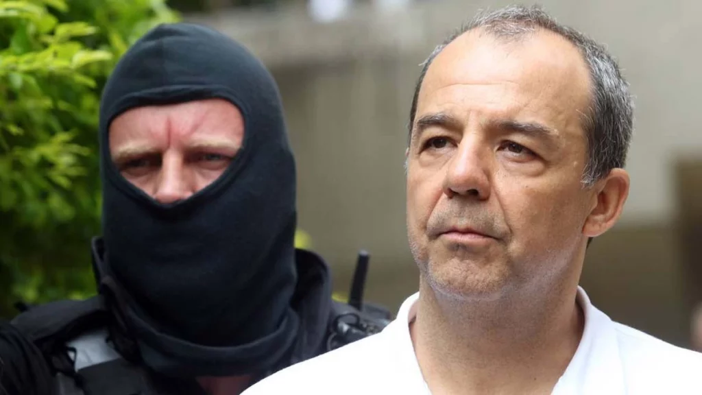 O Superior Tribunal de Justiça (STJ) concedeu liminar e determinou a remoção do ex-governador do Rio de Janeiro Sergio Cabral do presídio de Bangu para o Grupamento Especial Prisional do Corpo de Bombeiros (CBMERJ), até o julgamento do pedido de habeas corpus apresentado pela defesa ao Tribunal de Justiça do Rio de Janeiro (TJ-RJ).
