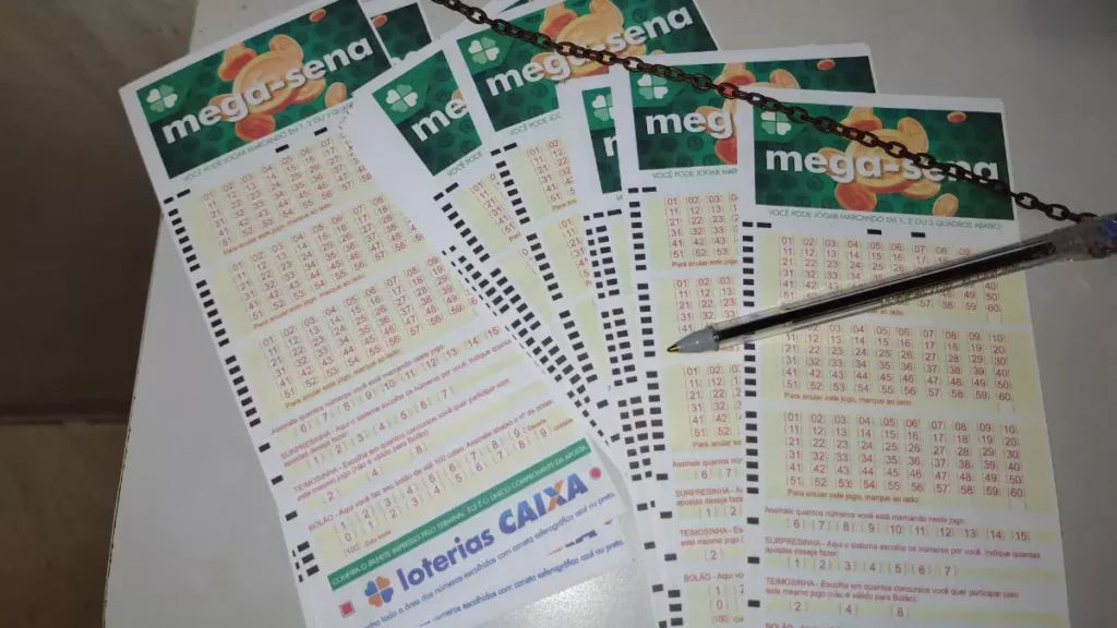 Como ninguém acertou as seis dezenas, o prêmio de R$49 milhões segue acumulado e a estimativa para o concurso 2.478 é de R$60 milhões.