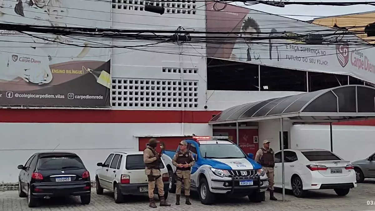 Durante operação “Lauro em Paz” policiais militares da 52ª CIPM, que fazem parte da equipe do Pelotão de Emprego Tático Operacional (Peto),