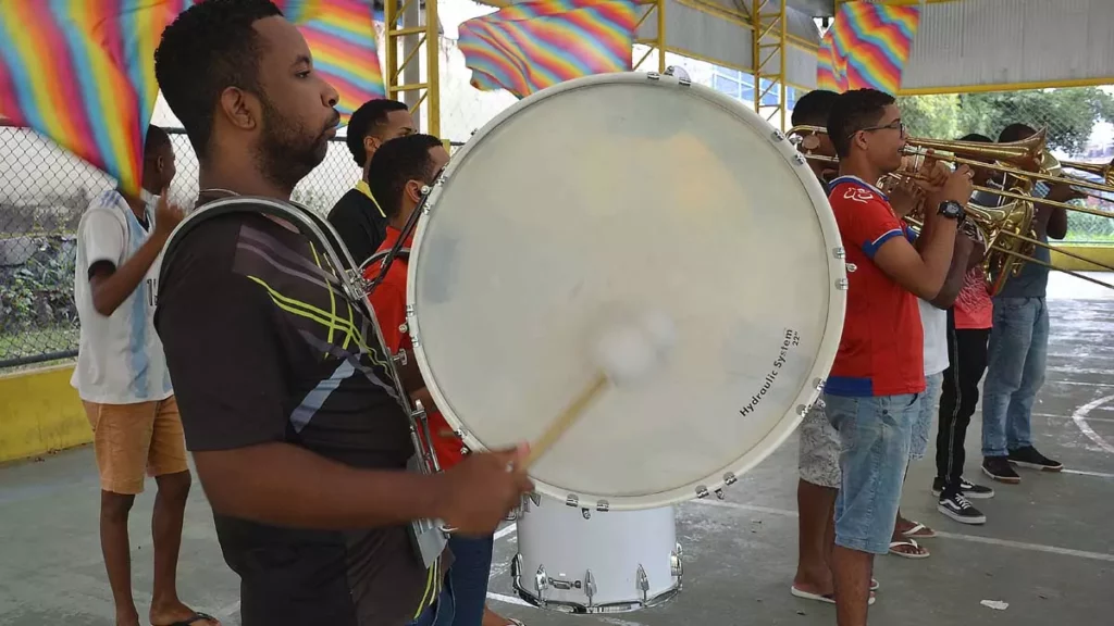 Bahia volta a ser realizado em Salvador neste ano de 2022. Em cinco escolas municipais, as fanfarras já estão nos preparativos finais