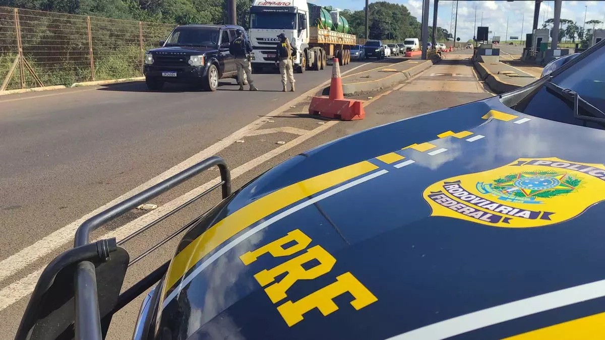 A Justiça Federal decidiu impedir a atuação da Polícia Rodoviária Federal (PRF) em operações fora de rodovias federais. A 26ª Vara Federal