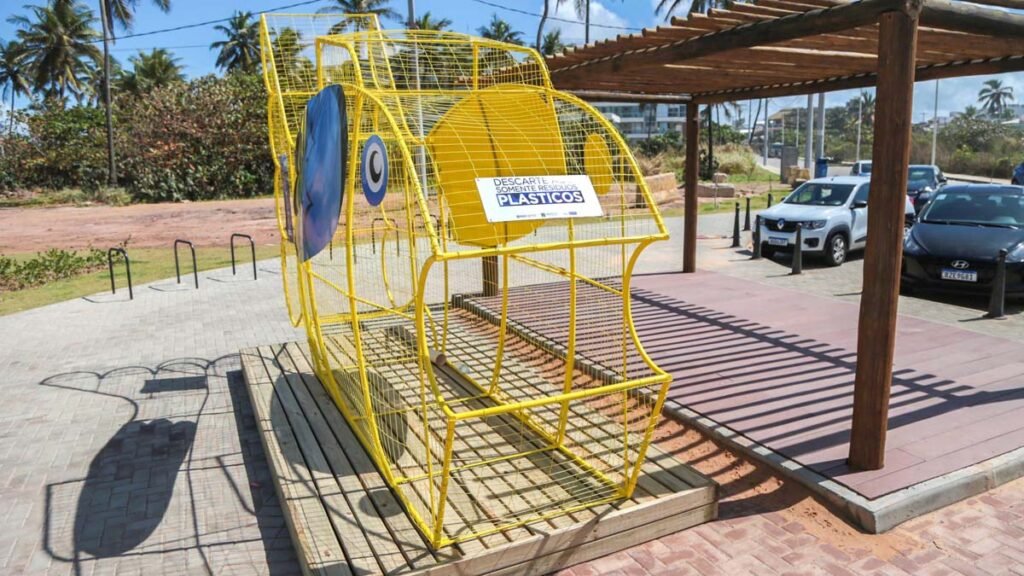 Os resíduos recolhidos no "Papa Plástico" situados nas praias de Boa Viagem e Stella Maris serão destinados à Casa So+ma, projeto da startup